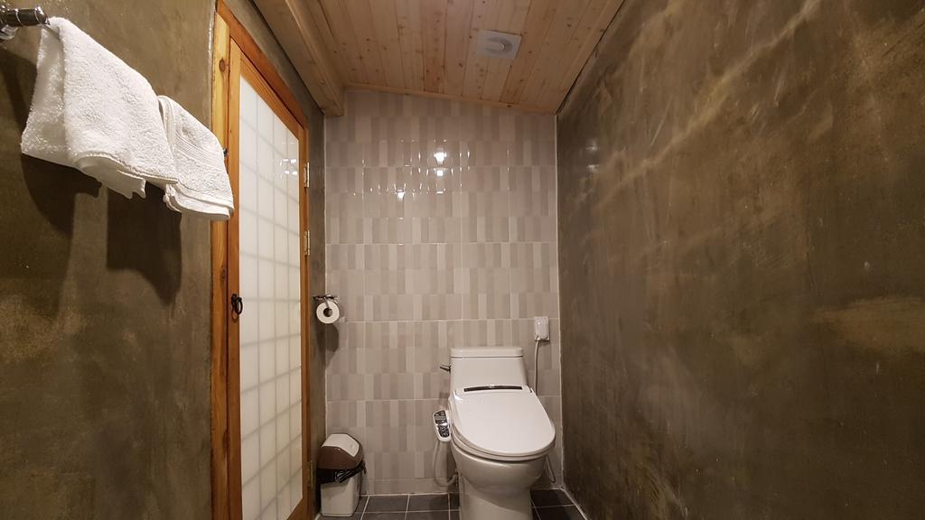 Ohnewwall Guesthouse Чонджу Екстер'єр фото