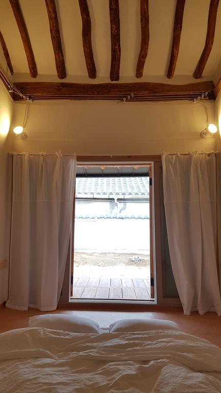Ohnewwall Guesthouse Чонджу Екстер'єр фото